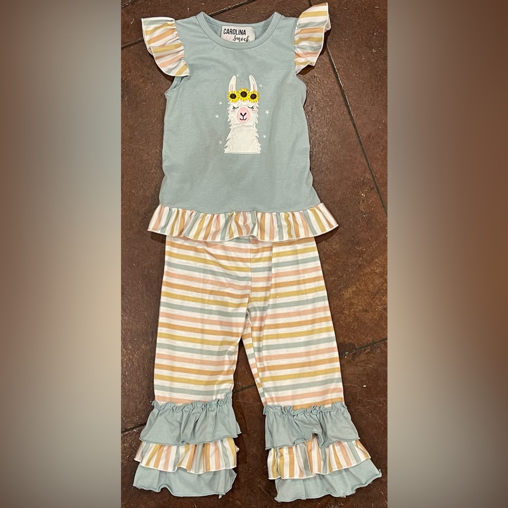 Carolina Smock Co. size 2T ruffle sleeve shirt and pants set